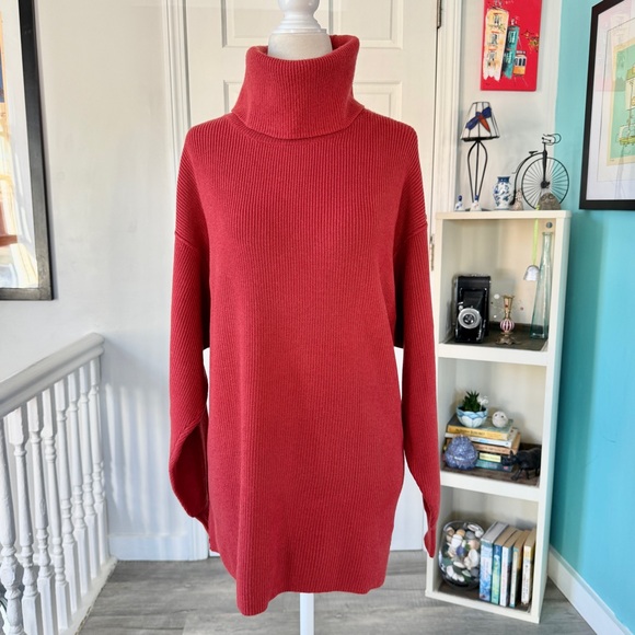 FREE PEOPLE Softly Structured Red Knit Turtleneck Tunic Sweater (size XS) - Picture 3 of 13